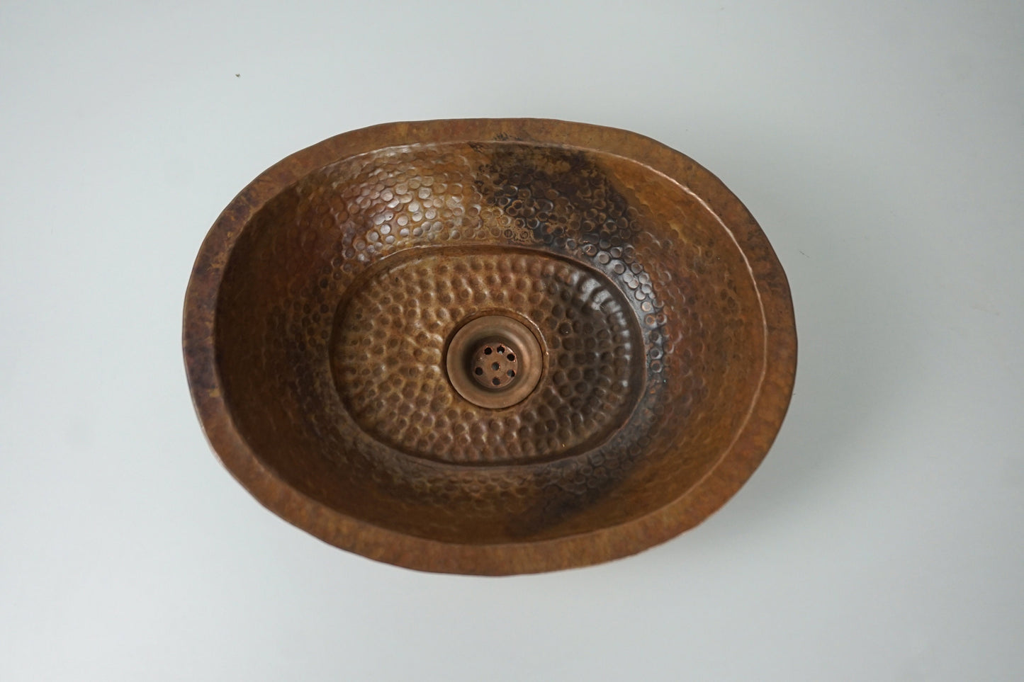 Aged Copper Vessel sink Bathroom , Copper Hand Hammered Oval Bathroom Sink