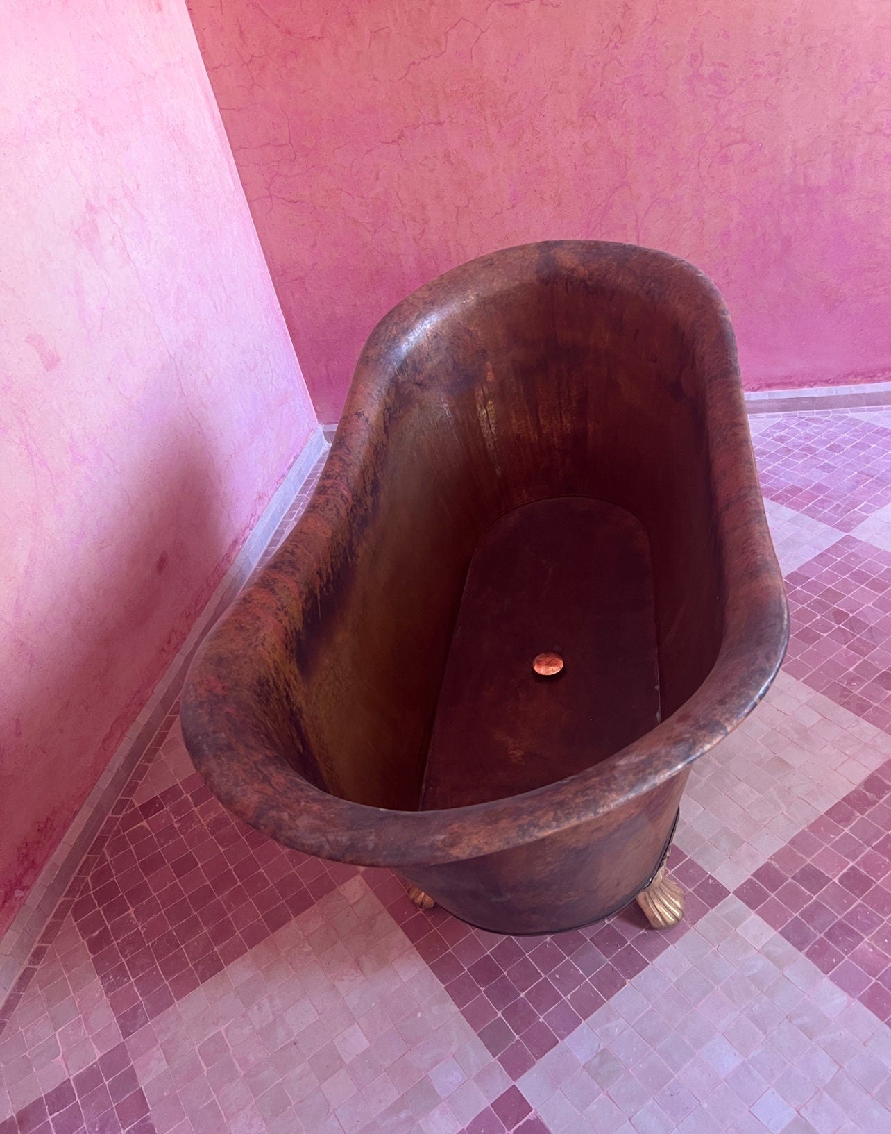 Aged Copper Clawfoot Tub , Rustic Copper Bathtub Bathroom