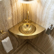 WALL CORNER SINK 1